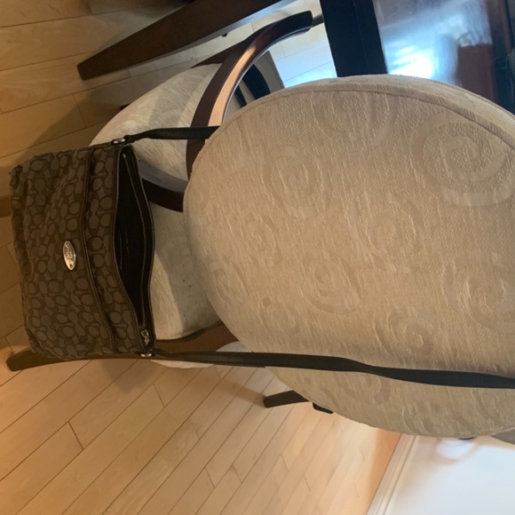 COACH AUTHENTIC - Picture 3 of 3